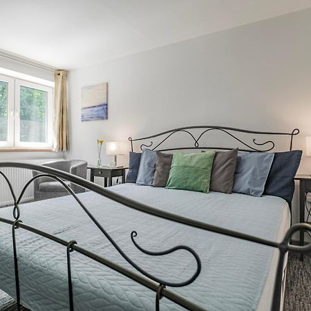 Apartman Horalka ペツ・ポト・スニェシュコウ エクステリア 写真